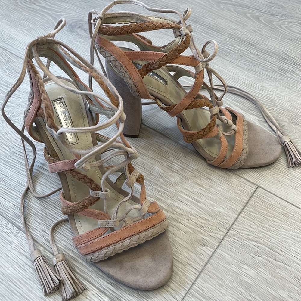 BCBGeneration Leather Lace Up 4” Block Heels—Size 8.5– - Picture 2 of 6